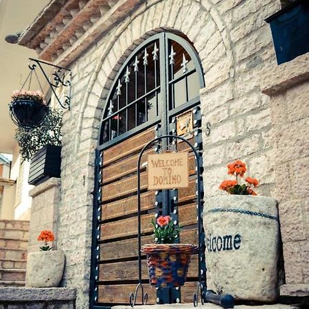 Hotel Domino Gjirokastër Eksteriør bilde