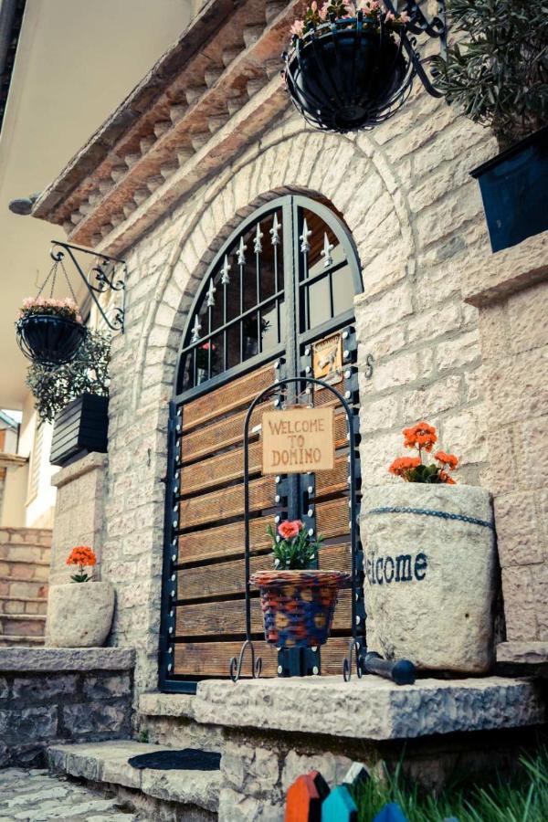 Hotel Domino Gjirokastër Eksteriør bilde