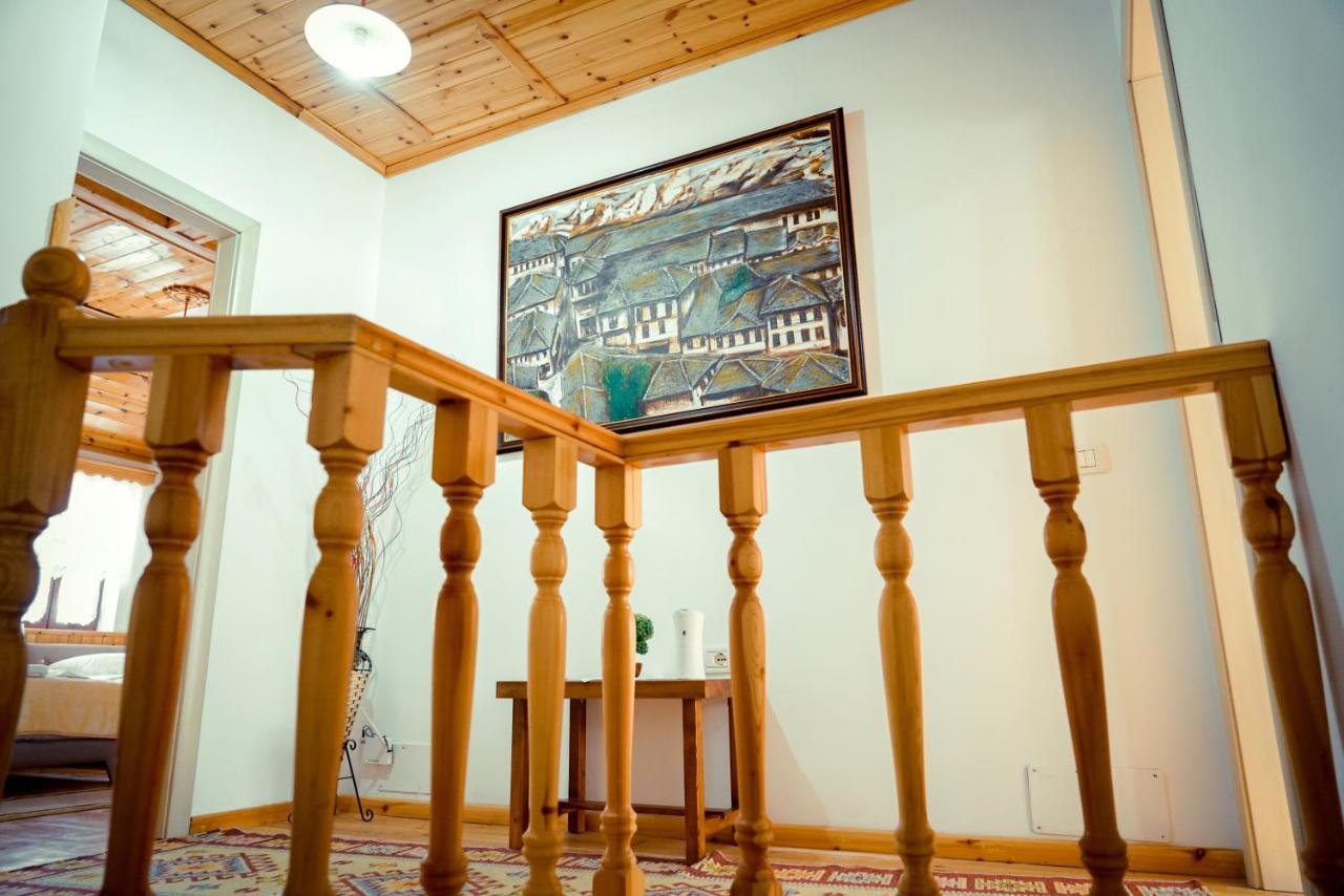 Hotel Domino Gjirokastër Eksteriør bilde