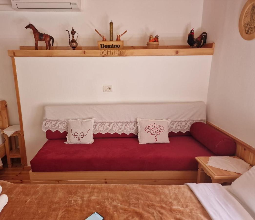 Hotel Domino Gjirokastër Eksteriør bilde