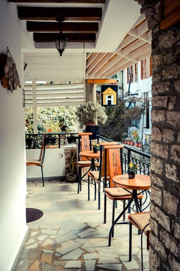 Hotel Domino Gjirokastër Eksteriør bilde